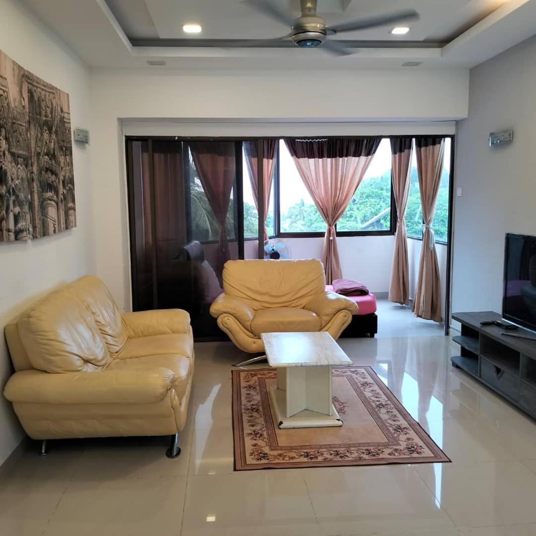 バツーフェリンギビーチSri Sayang Pearl Viewアパートメント 部屋 写真